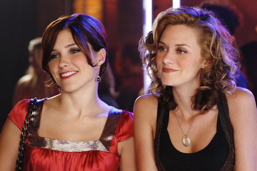 Sophia Bush and Hilarie Burton in 'One Tree Hill.'