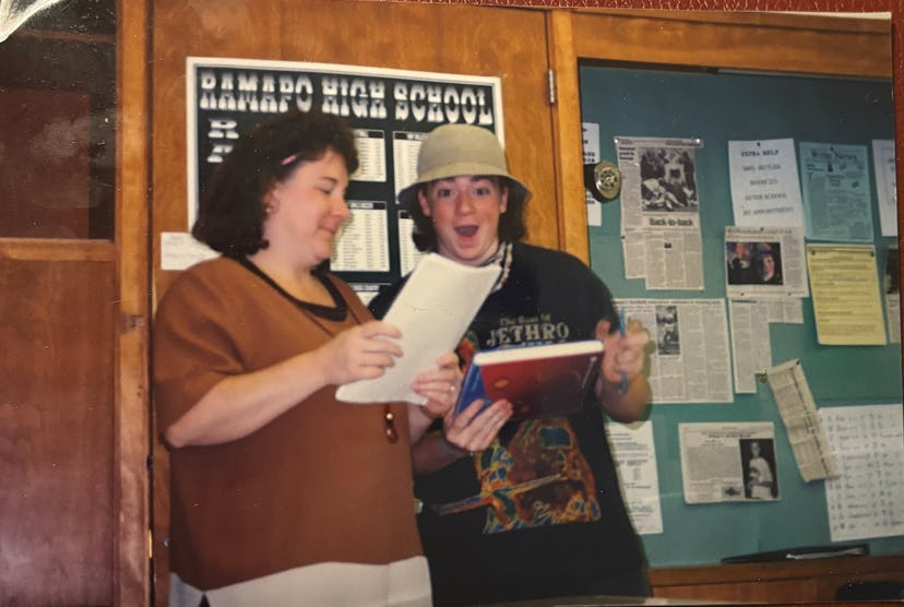 Danny Tamberelli on set